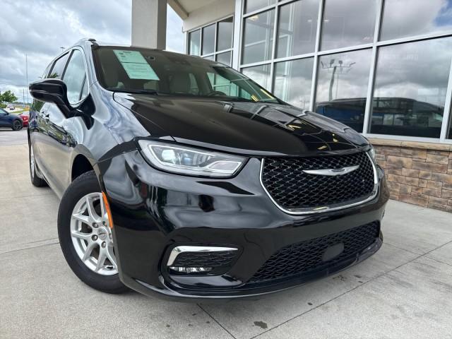 used 2021 Chrysler Pacifica car, priced at $19,899