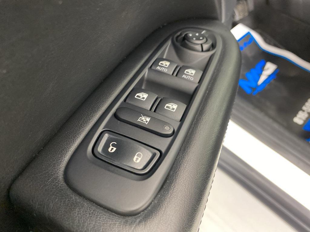 used 2019 Jeep Compass car, priced at $10,884