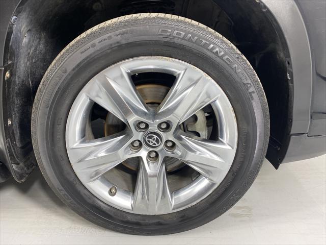 used 2019 Toyota Highlander car, priced at $22,923