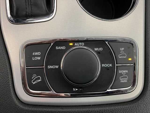 used 2018 Jeep Grand Cherokee car, priced at $16,654