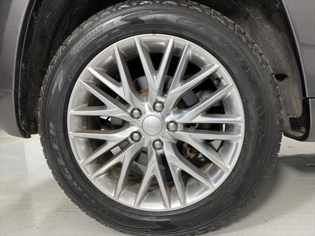 used 2018 Jeep Grand Cherokee car, priced at $16,654
