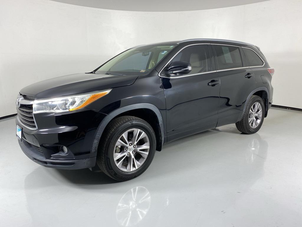 used 2014 Toyota Highlander car, priced at $16,897