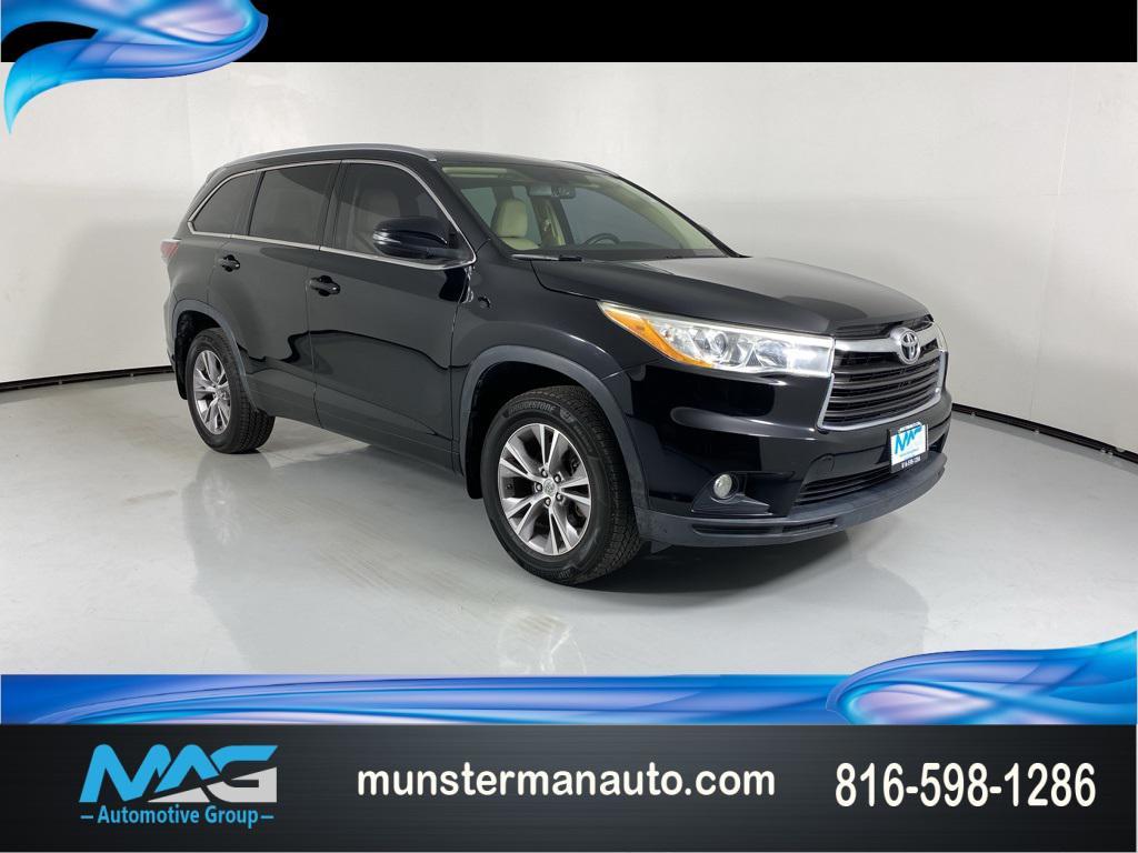 used 2014 Toyota Highlander car, priced at $16,897