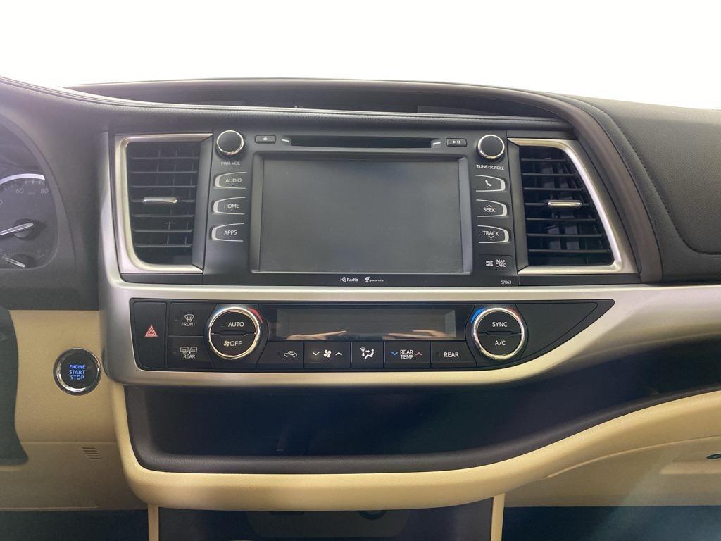 used 2014 Toyota Highlander car, priced at $16,897