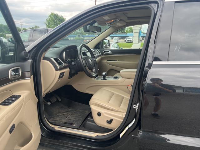 used 2015 Jeep Grand Cherokee car, priced at $15,057