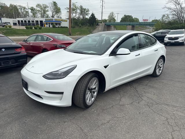 used 2022 Tesla Model 3 car