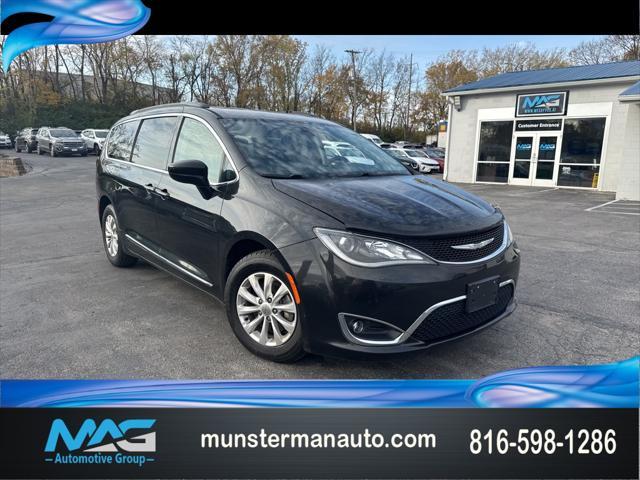 used 2017 Chrysler Pacifica car, priced at $9,917