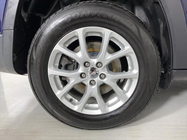 used 2015 Jeep Cherokee car, priced at $9,012