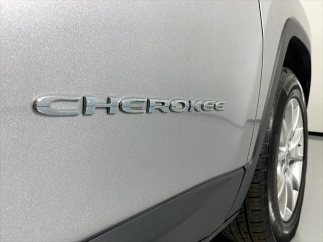 used 2019 Jeep Cherokee car, priced at $15,646