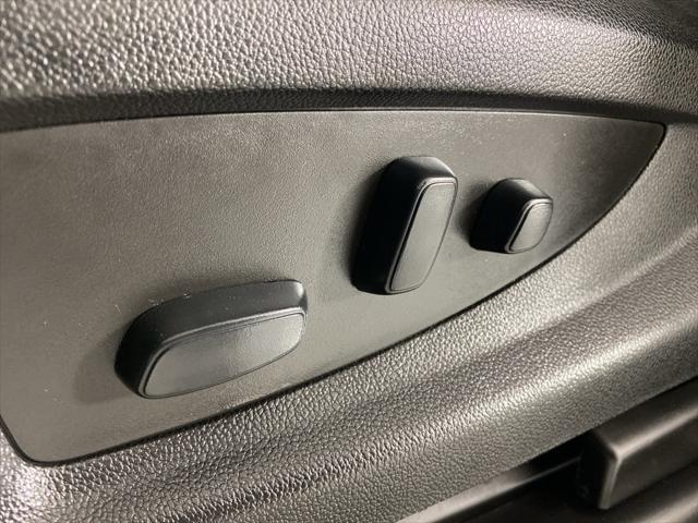 used 2019 GMC Yukon XL car, priced at $20,866