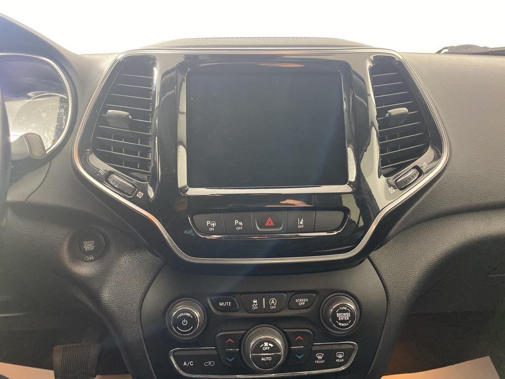used 2021 Jeep Cherokee car, priced at $18,066