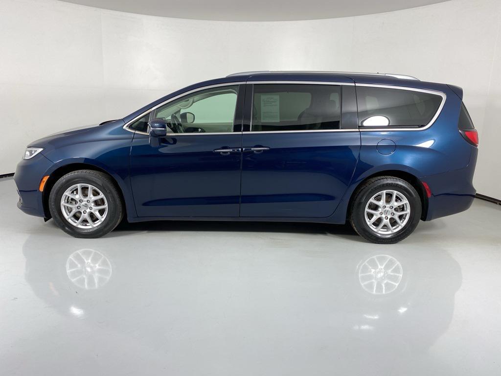 used 2021 Chrysler Pacifica car, priced at $12,280