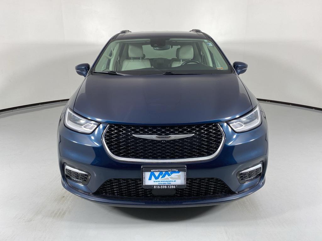 used 2021 Chrysler Pacifica car, priced at $12,280