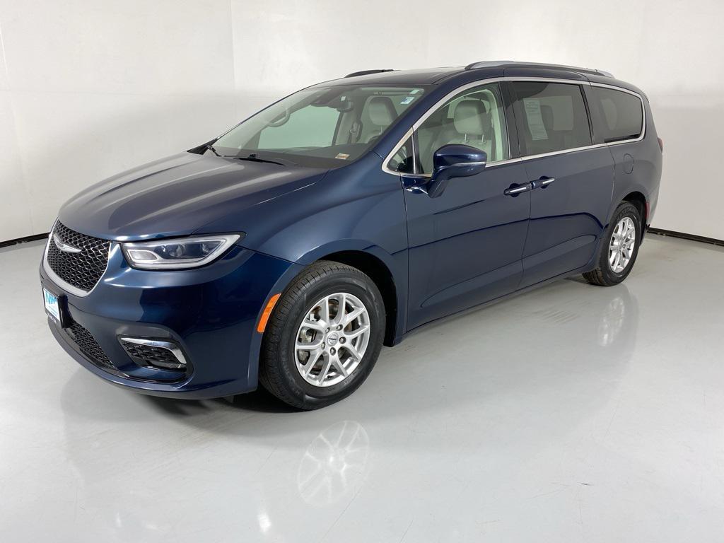 used 2021 Chrysler Pacifica car, priced at $12,280