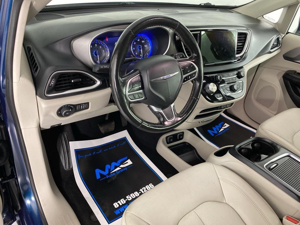 used 2021 Chrysler Pacifica car, priced at $12,280