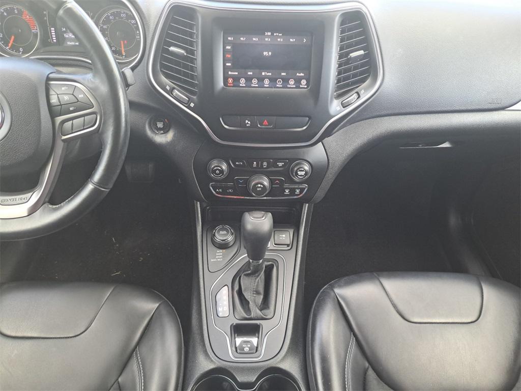 used 2019 Jeep Cherokee car, priced at $17,995