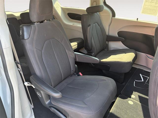 used 2018 Chrysler Pacifica car, priced at $18,395