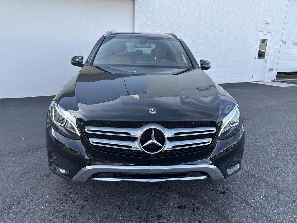used 2019 Mercedes-Benz GLC 300 car, priced at $25,135