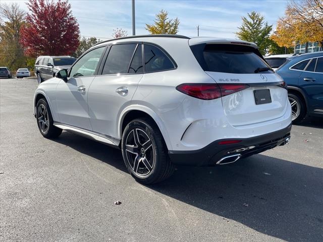 new 2025 Mercedes-Benz GLC 300 car, priced at $60,200