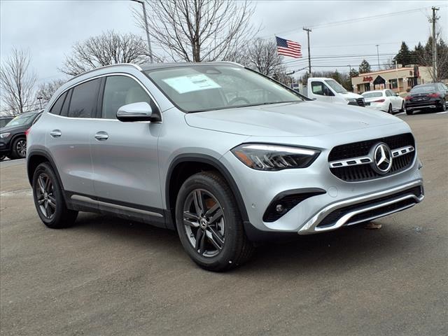 new 2025 Mercedes-Benz GLA 250 car, priced at $50,125