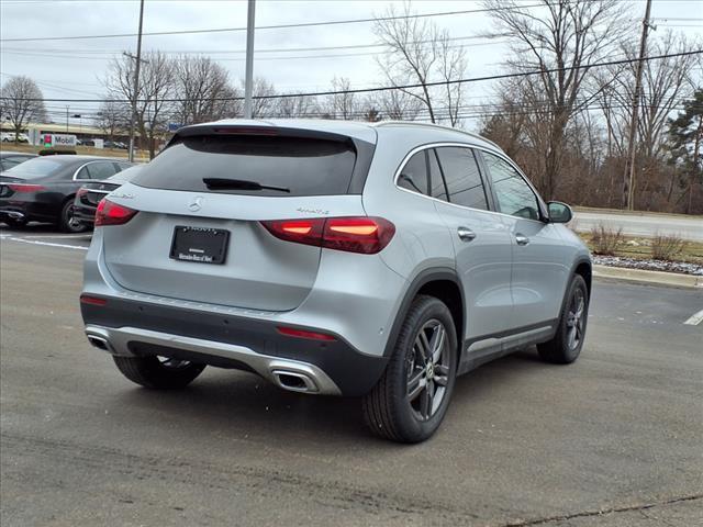 new 2025 Mercedes-Benz GLA 250 car, priced at $50,125