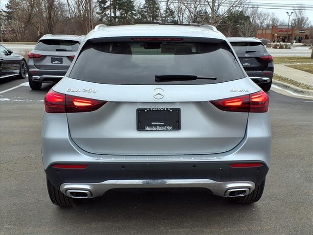 new 2025 Mercedes-Benz GLA 250 car, priced at $50,125