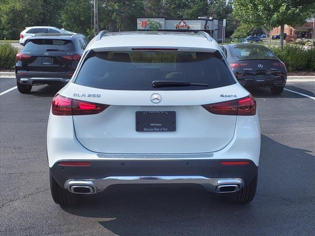 new 2025 Mercedes-Benz GLA 250 car, priced at $50,420