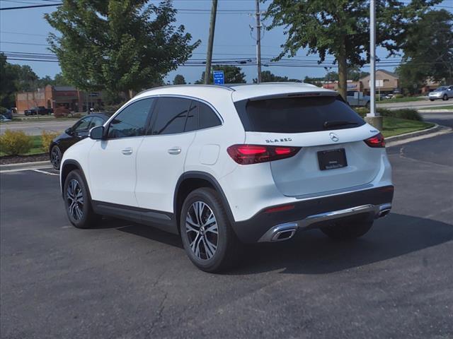 new 2025 Mercedes-Benz GLA 250 car, priced at $50,420