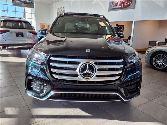 new 2025 Mercedes-Benz GLS 450 car, priced at $101,390