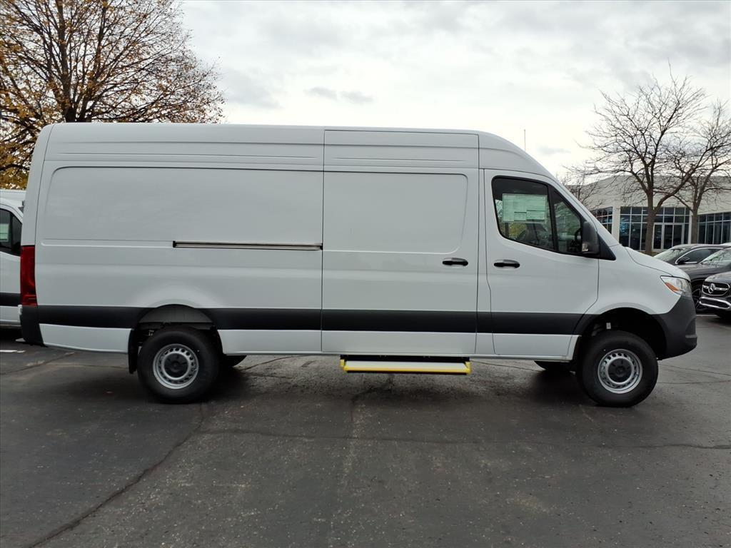 new 2025 Mercedes-Benz Sprinter 2500 car, priced at $75,101