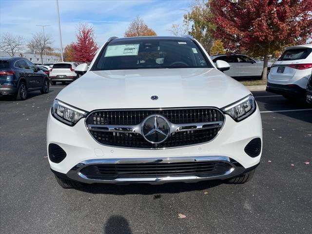 new 2025 Mercedes-Benz GLC 300 car, priced at $57,950