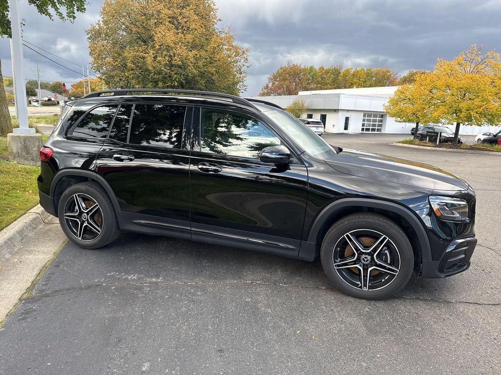 used 2025 Mercedes-Benz GLB 250 car, priced at $41,797