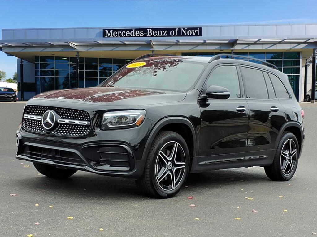 used 2025 Mercedes-Benz GLB 250 car, priced at $39,998