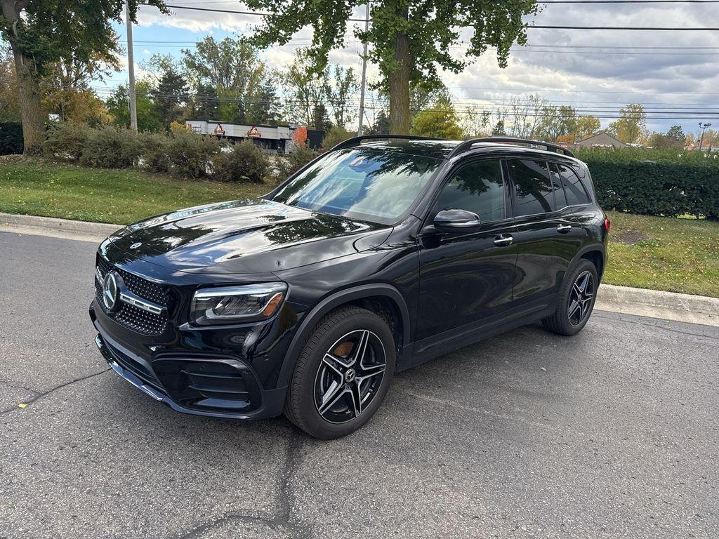 used 2025 Mercedes-Benz GLB 250 car, priced at $41,797
