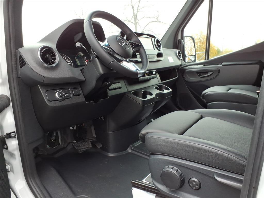 new 2025 Mercedes-Benz Sprinter 2500 car, priced at $69,929
