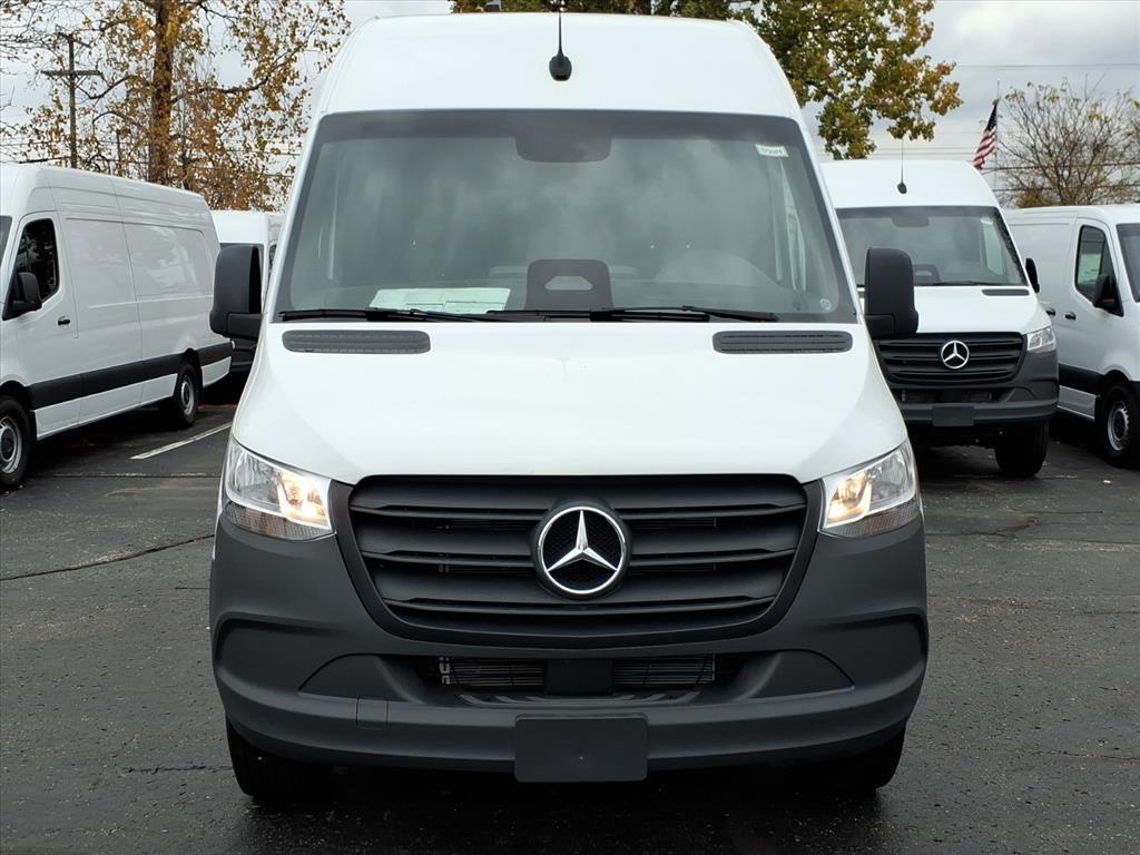 new 2025 Mercedes-Benz Sprinter 2500 car, priced at $69,929