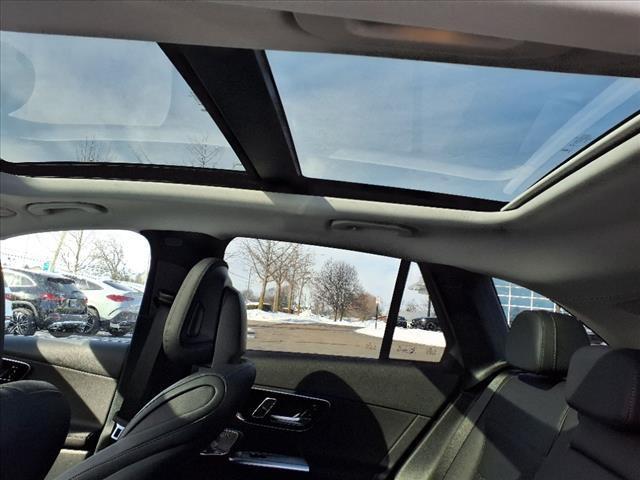 new 2025 Mercedes-Benz GLC 300 car, priced at $58,250
