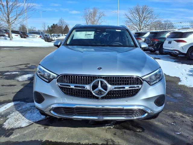 new 2025 Mercedes-Benz GLC 300 car, priced at $58,250