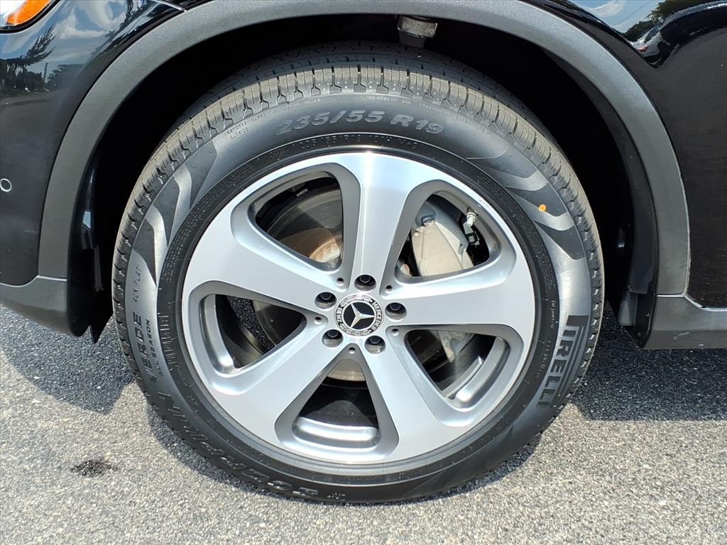 used 2022 Mercedes-Benz GLC 300 car, priced at $33,453