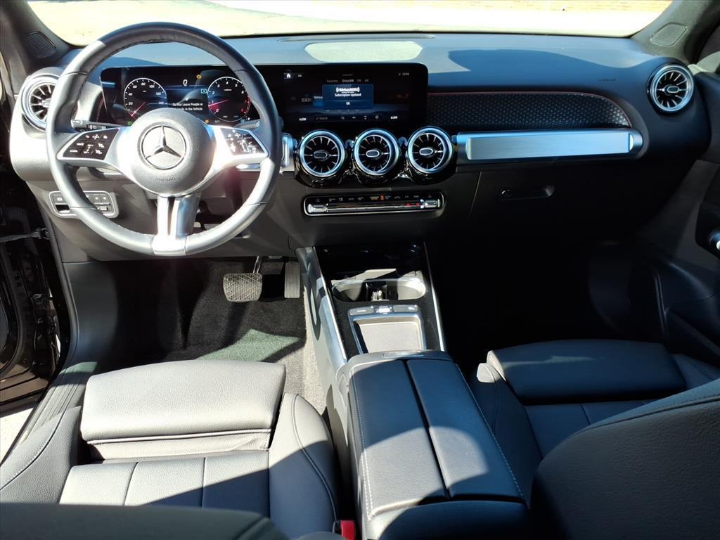 used 2025 Mercedes-Benz GLB 250 car, priced at $41,843