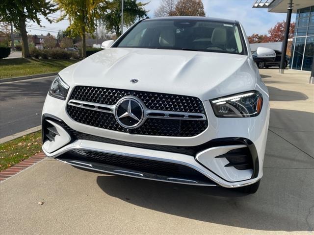 new 2025 Mercedes-Benz GLE 450 car, priced at $81,080