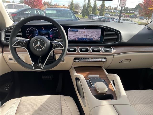 new 2025 Mercedes-Benz GLE 450 car, priced at $81,080