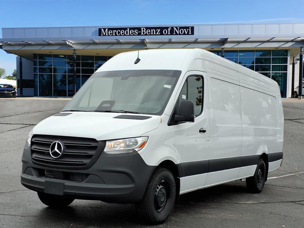 new 2025 Mercedes-Benz Sprinter 2500 car, priced at $70,128
