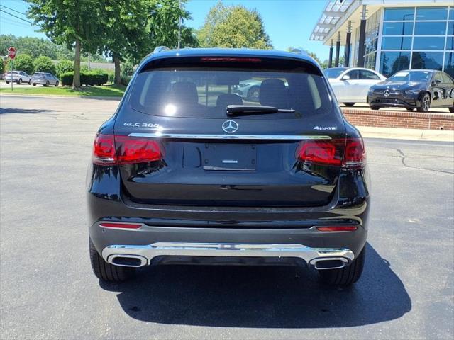 used 2022 Mercedes-Benz GLC 300 car, priced at $35,879