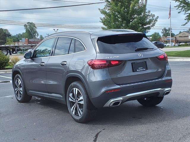 new 2025 Mercedes-Benz GLA 250 car, priced at $51,300