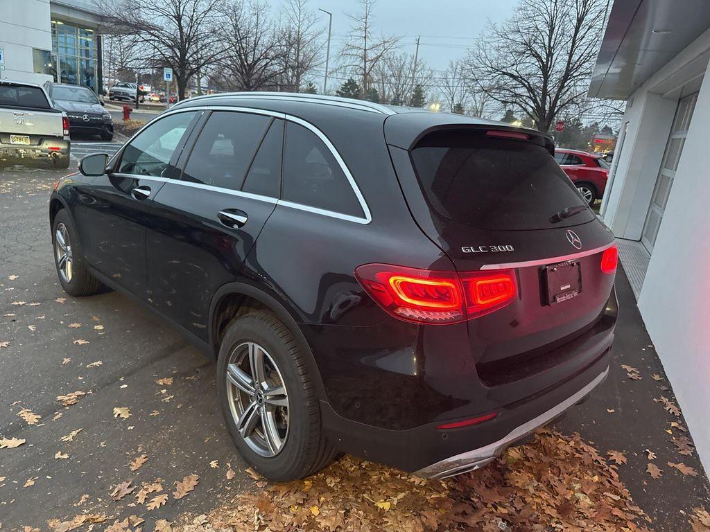 used 2022 Mercedes-Benz GLC 300 car, priced at $35,998
