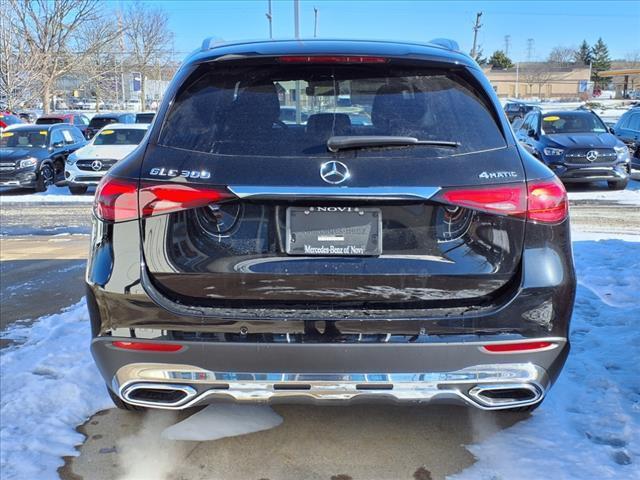 new 2025 Mercedes-Benz GLC 300 car, priced at $56,935