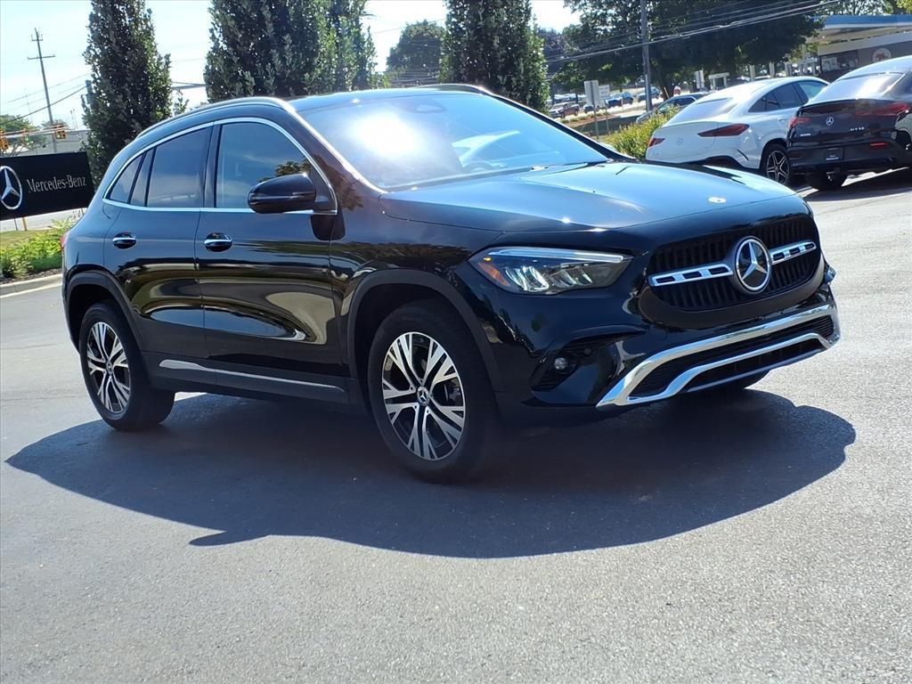 used 2025 Mercedes-Benz GLA 250 car, priced at $37,998