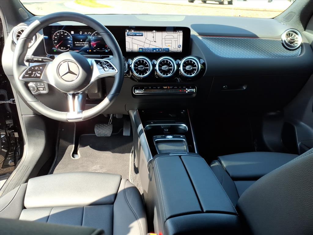 used 2025 Mercedes-Benz GLA 250 car, priced at $37,998