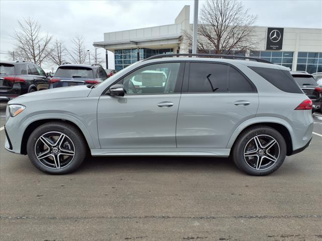 new 2025 Mercedes-Benz GLE 450 car, priced at $81,965